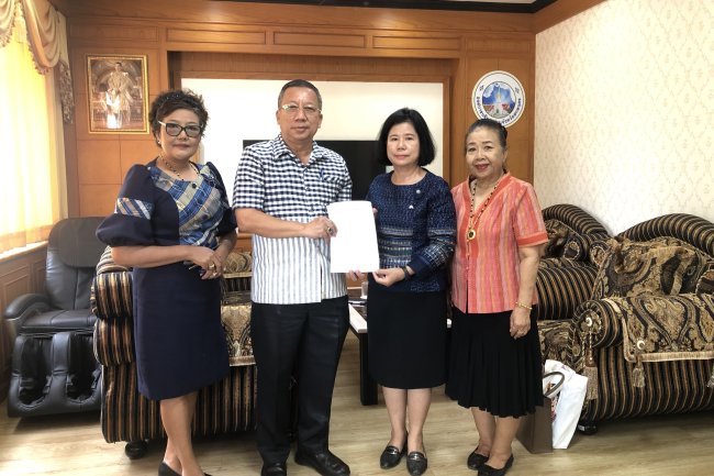 ปรึกษาหารือนายกองค์การบริหารส่วนจังหวัดสกลนคร