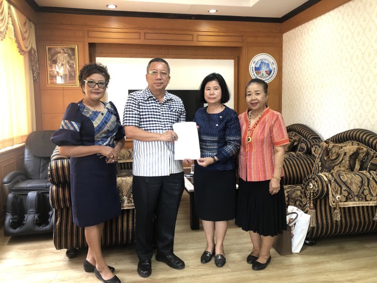 ปรึกษาหารือนายกองค์การบริหารส่วนจังหวัดสกลนคร